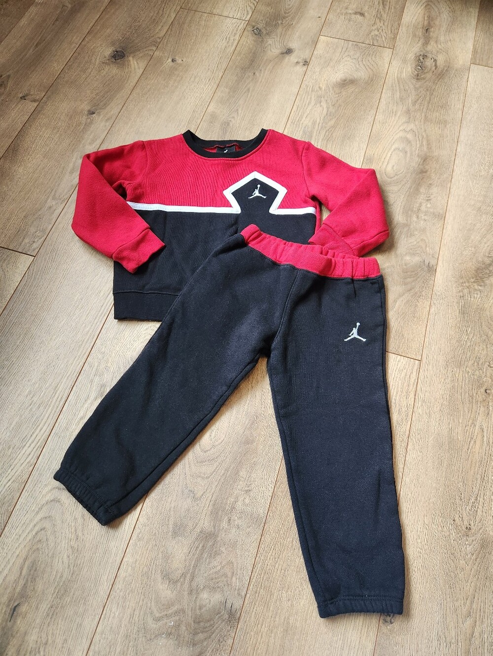 3t Boys Jordan Sweatsuit